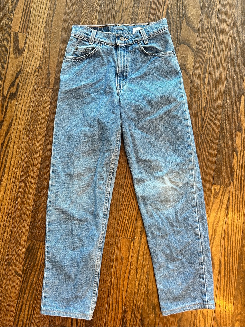Vintage Levi’s 550 Relaxed Fit Student Jeans, size 27
